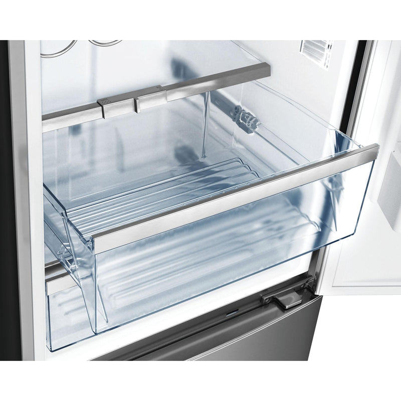 Bosch 24-inch, 11 cu. ft. Counter-Depth Bottom Freezer Refrigerator B11CB50SSS IMAGE 4