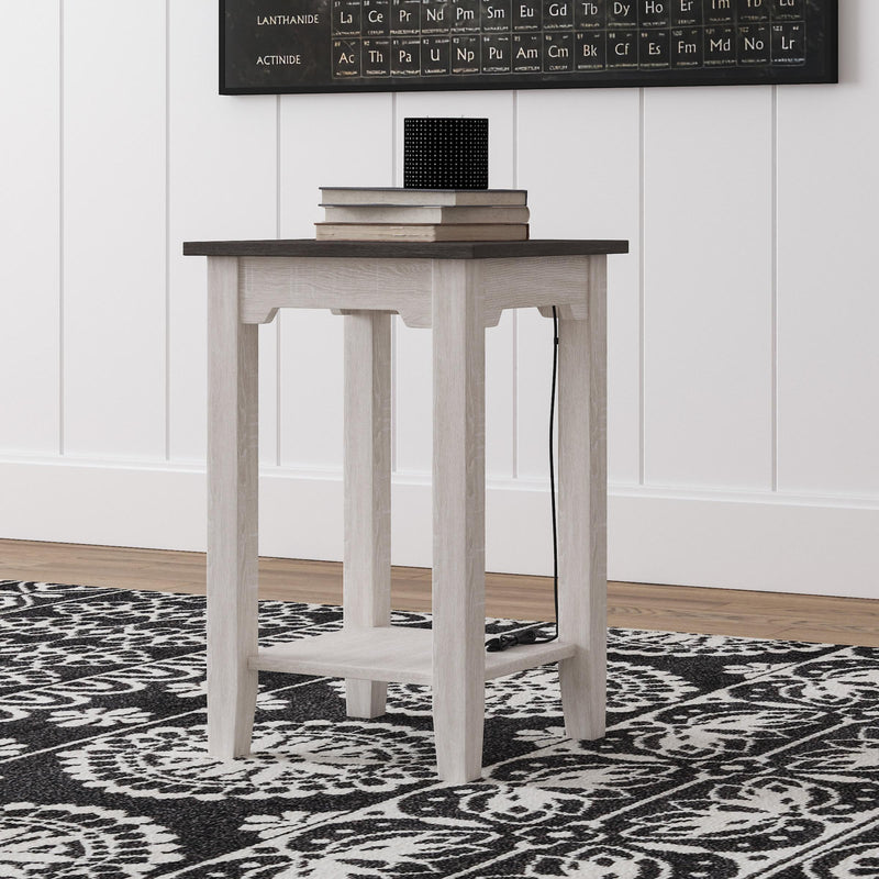 Signature Design by Ashley Dorrinson End Table 174071 IMAGE 6