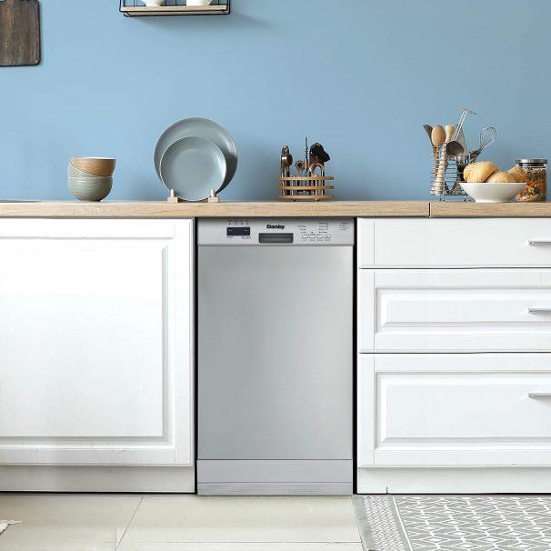 Danby 18-inch Built-in Dishwasher DDW18D1ESS IMAGE 4