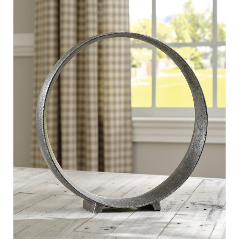  Signature Design by Ashley Ryandale A2000502 Sculpture IMAGE 3