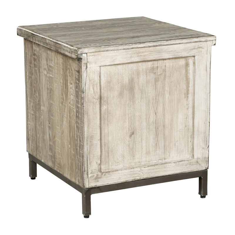  Signature Design by Ashley Laddford A4000506 Accent Cabinet IMAGE 5