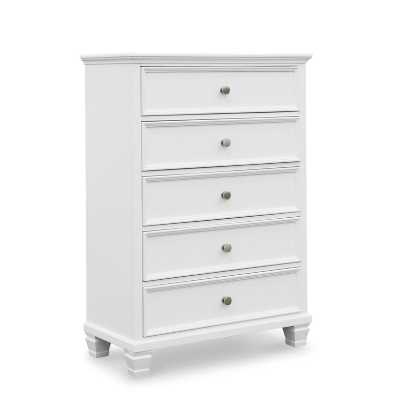  Signature Design by Ashley Fortman B680-46 Five Drawer Chest IMAGE 1