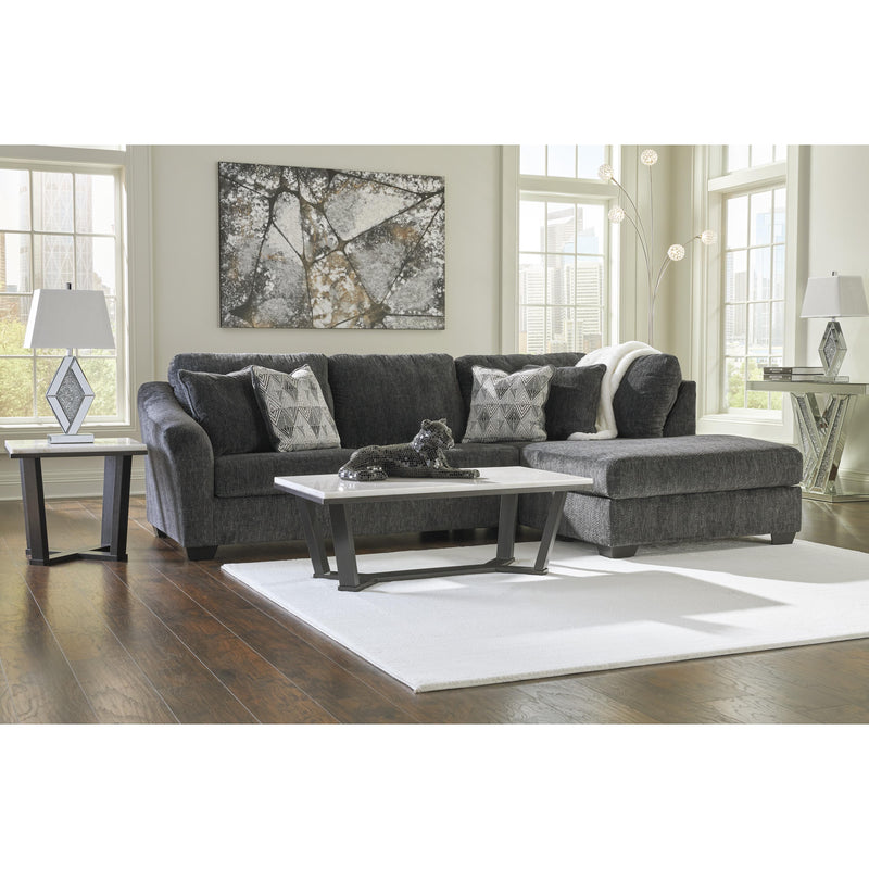 Signature Design by Ashley Biddeford 35504S2 2 pc Sectional with Chaise IMAGE 3