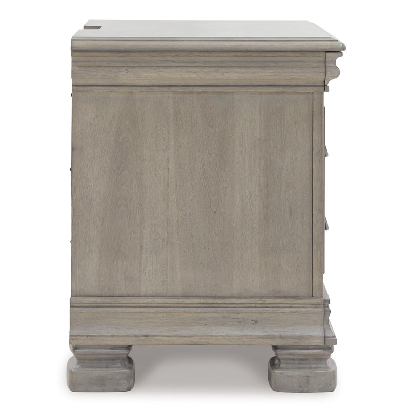 Signature Design by Ashley Lexorne B924-93 Three Drawer Night Stand IMAGE 4