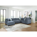 Benchcraft Maxon Place 33003S1 3 pc Sectional with Chaise IMAGE 3