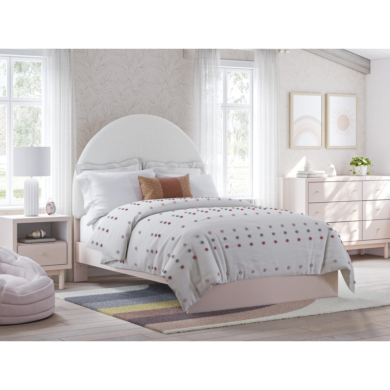  Signature Design by Ashley Wistenpine B1323B1 Dresser and Mirror IMAGE 8