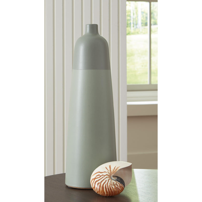 Signature Design by Ashley Peerland A2000656 Vase IMAGE 2