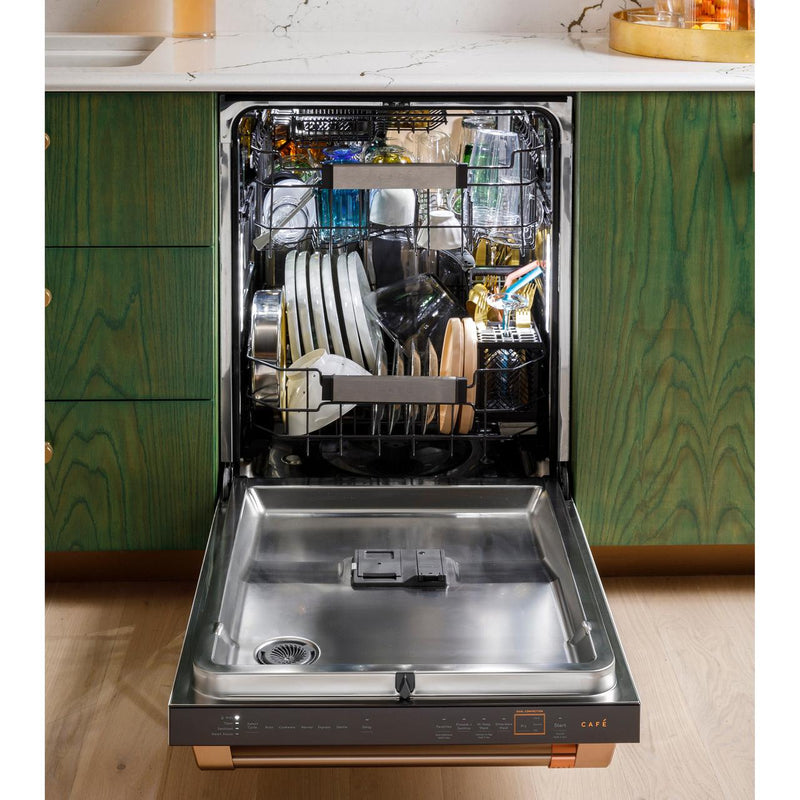 Café 24-inch Built-In Dishwasher with WiFi CDT888P3VD1 IMAGE 5