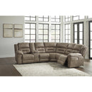  Signature Design by Ashley Ravenel 83106S1C 3 pc Power Reclining Sectional IMAGE 3