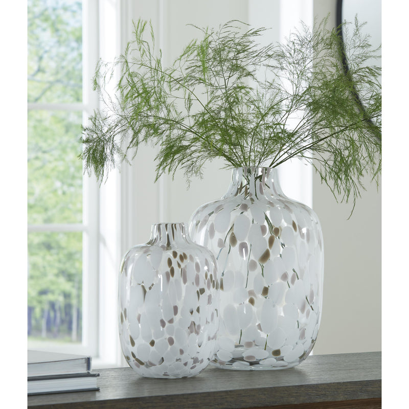  Signature Design by Ashley Keelton A2000759 Vase IMAGE 4