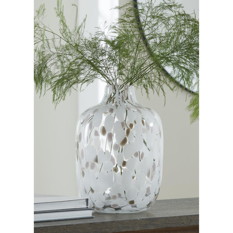  Signature Design by Ashley Keelton A2000760 Vase IMAGE 2