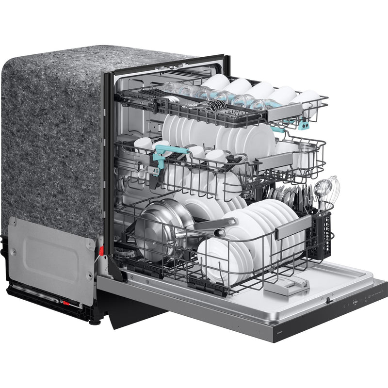 Samsung Bespoke 24-inch Built-In Dishwasher with Third Rack and AI Wash DW90F89P0USRAA IMAGE 5