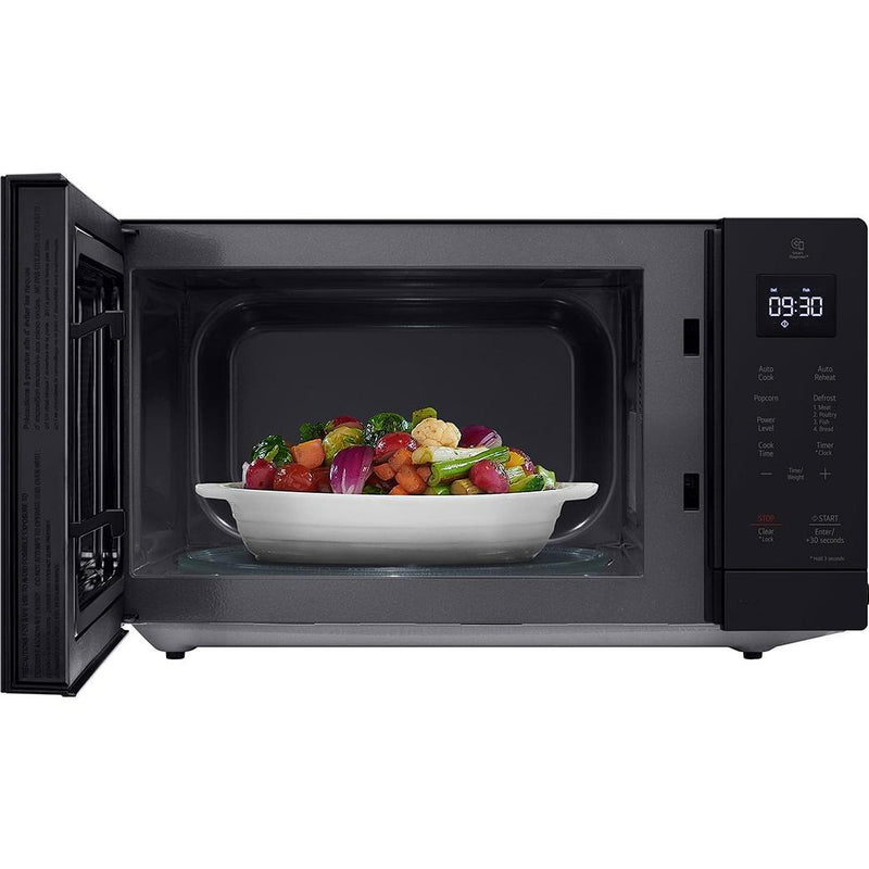 LG 20-inch, 1.1 cu. ft. Countertop Microwave Oven with EasyClean® interior MSER1130B IMAGE 3