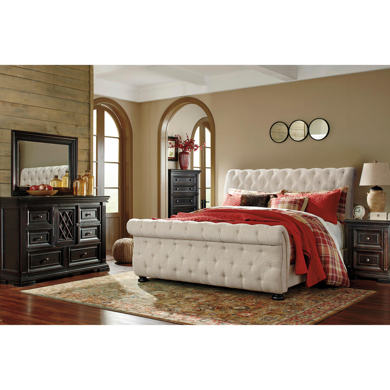 Signature Design by Ashley Willenburg California King Upholstered Bed ASY3042 IMAGE 4