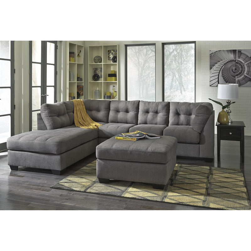 Benchcraft Maier Fabric 2 pc Sectional 176972/176973 IMAGE 4