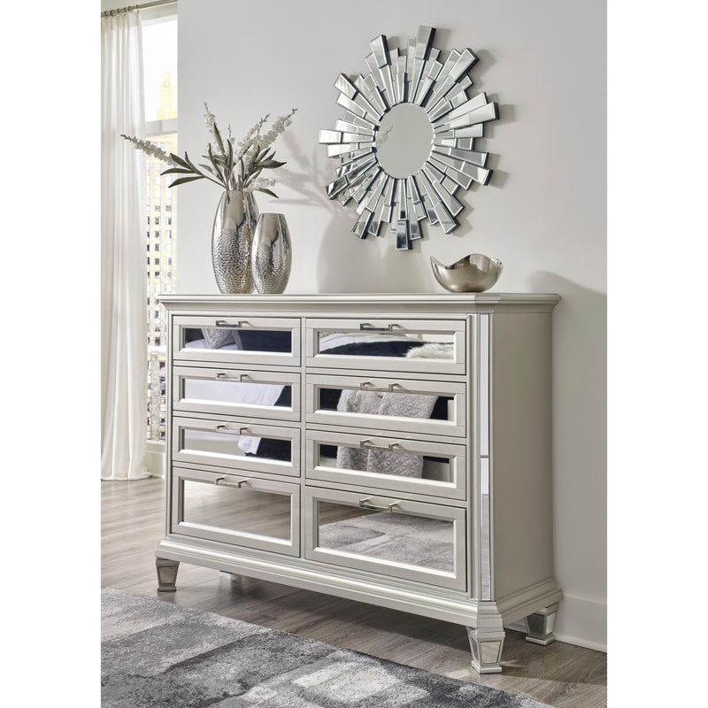 Signature Design by Ashley Lindenfield 8-Drawer Dresser ASY0456 IMAGE 5
