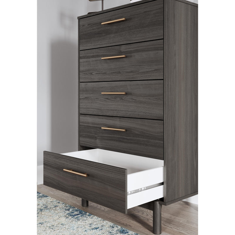Signature Design by Ashley Brymont 5-Drawer Chest 179146 IMAGE 7