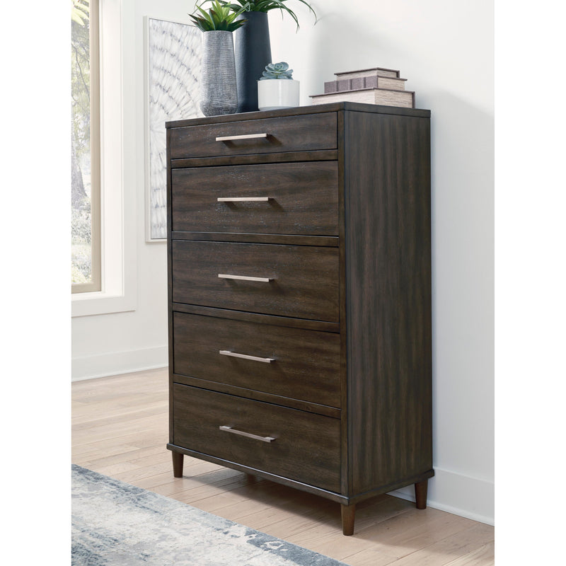 Signature Design by Ashley Wittland 5-Drawer Chest ASY5734 IMAGE 5